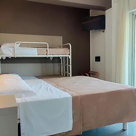 Hotel Desire' 3*