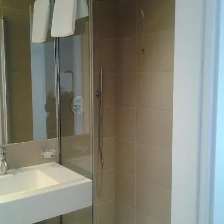 Hotel Fedora 3*