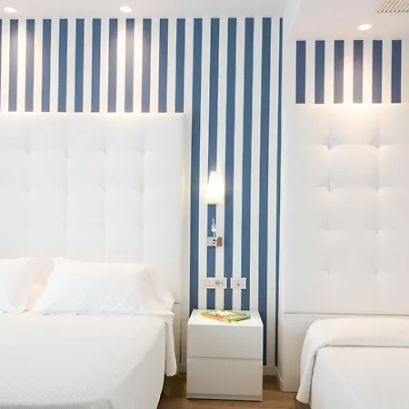 Fedora Hotel 3*