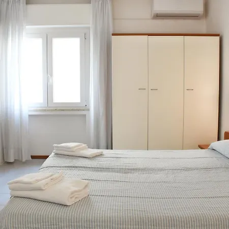 Exclusive In Pieno Centro - Nuova Gestione 2025 2* Riccione