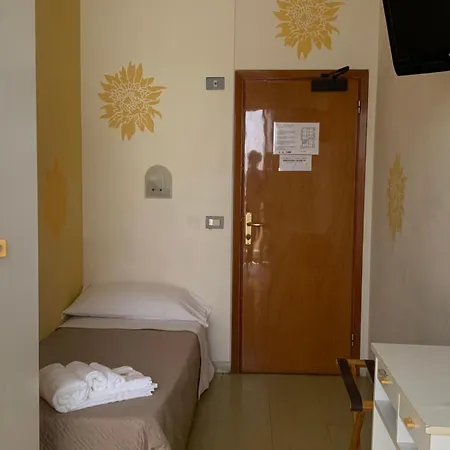 Smile Nuova Gestione Hotel 2*