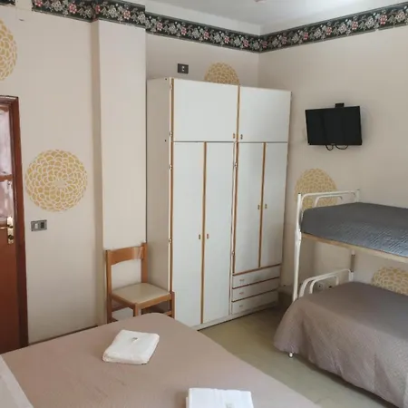 Smile Nuova Gestione Otel 2*
