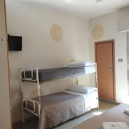 Otel Smile Nuova Gestione 2*
