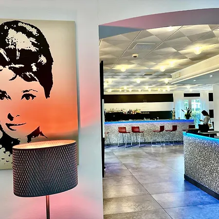 Hotell Etna - Nuova Gestione Romagnola Parcheggio Riccione