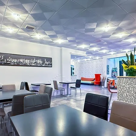 Hotell Etna - Nuova Gestione Romagnola Parcheggio 3*