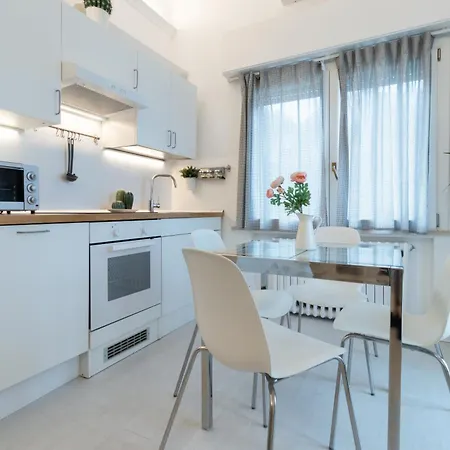 Casarava Sul Parco 3 2 Bagni Apartment *