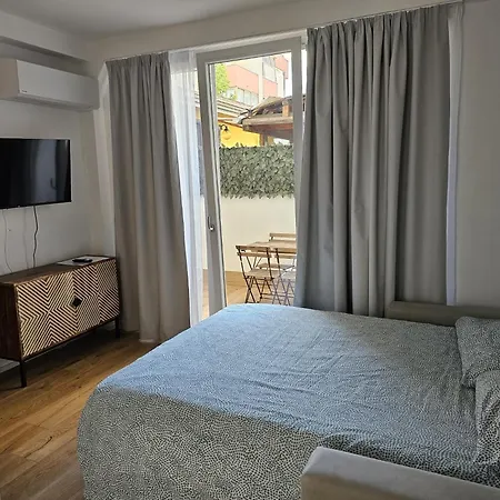 Casa Silvia, Bilocale Nuovo A 100 Mt Dal Mare Apartment *