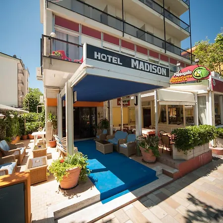 Madison Hotel 2*