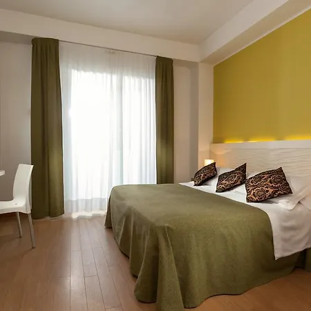 Hotel Mon Pays 3*