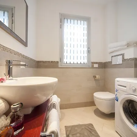 Giardini Apartment