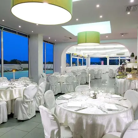 Hotel Mediterraneo 4*