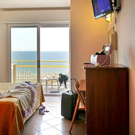 Hotel Patrizia 3*