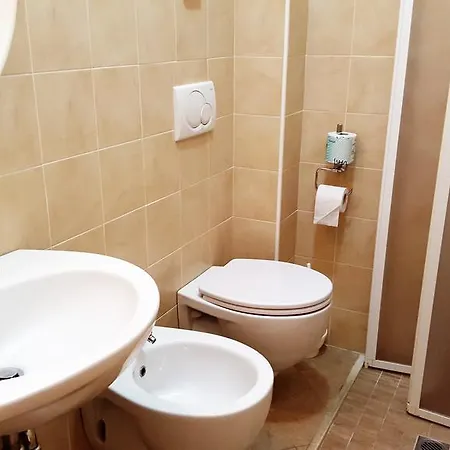 Szálloda Trocadero 2*