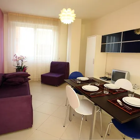 Aparthotel Noha 3*