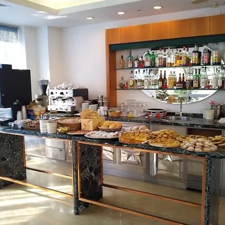 酒店 贾尔尼阿拉斯加酒店 3*