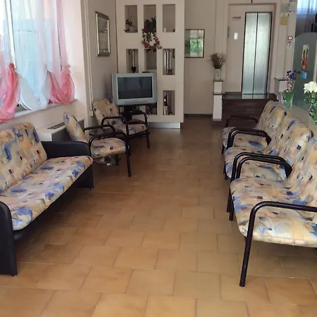 Hotel Pupa