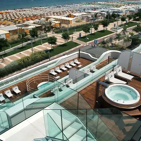 Hotel Trampolines
