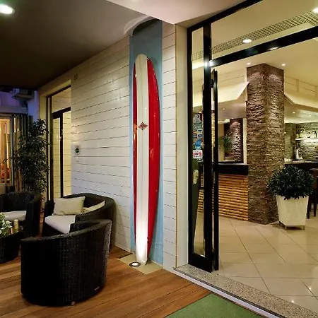 Hotel Hawaii 2*