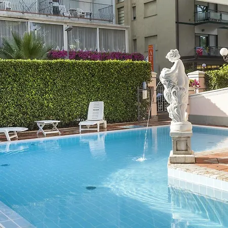 Aparthotel Residenza Lidia 2*