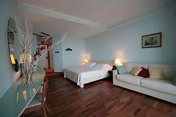 Hotel Kursaal - Fronte Mare Con Piscina 3*