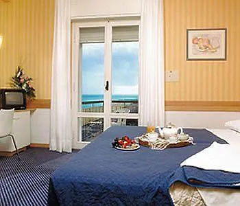 Fedora Hotel