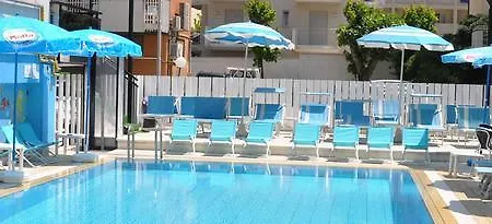 Adelphi Hotel