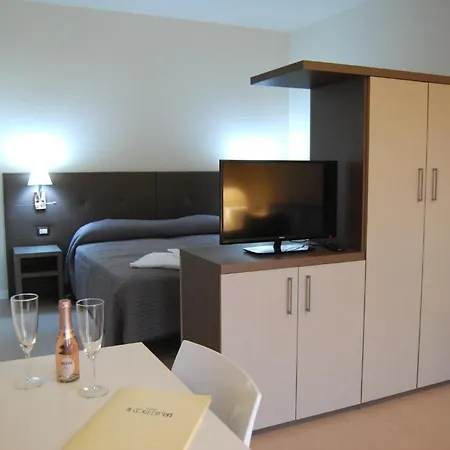 Residenze Al Colle Dei Pini Aparthotel Riccione