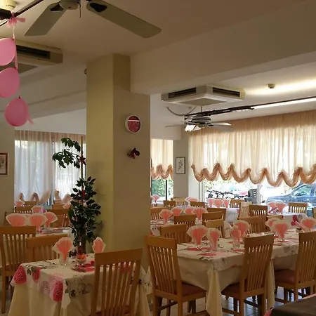 Canasta Hotel Riccione