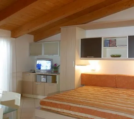 Aparthotel Mareo 3*