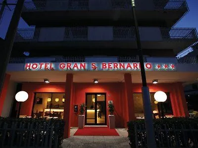 Gran San Bernardo 호텔 리치오네