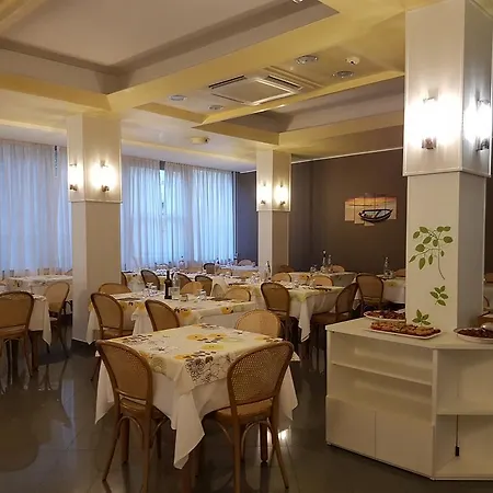 Hotel Desire'