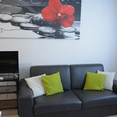 Apartmanhotel Green 2*