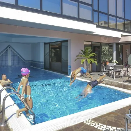 Hotel Ambassador 3*