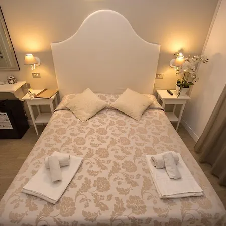 Ermeti Brunch Hotel