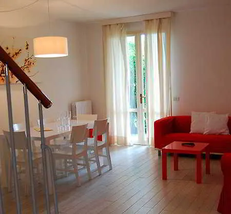 Residenze Al Colle Dei Pini Apart Otel 3*