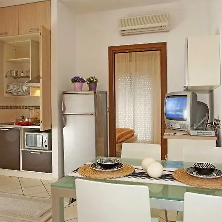 Aparthotel Mareo 3*