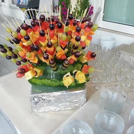 Ermeti Brunch Hotel