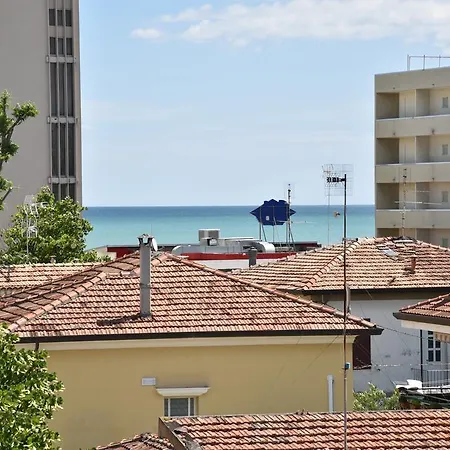 Marina Hotel
