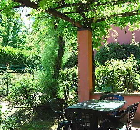 Residenze Al Colle Dei Pini Aparthotel 3*