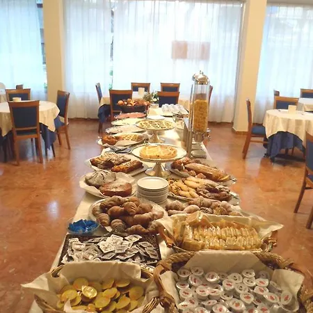 Zanarini Hotel 3*