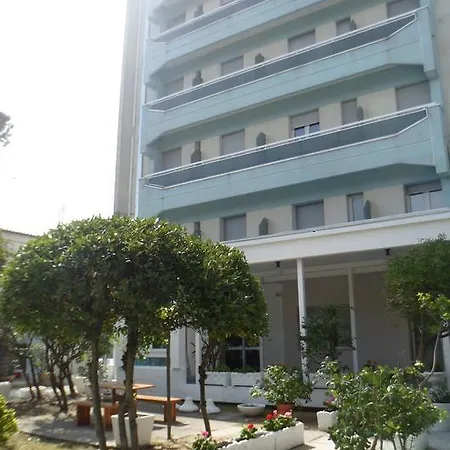 Hotel Zanarini 3*