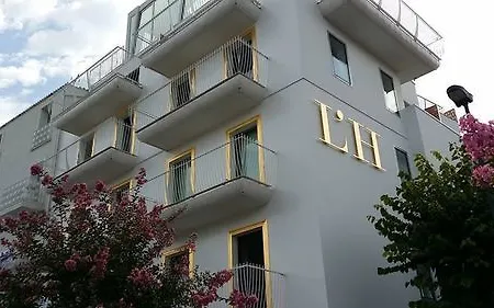 Hotel L'h