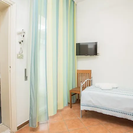 Cimarosa Hotel 2*
