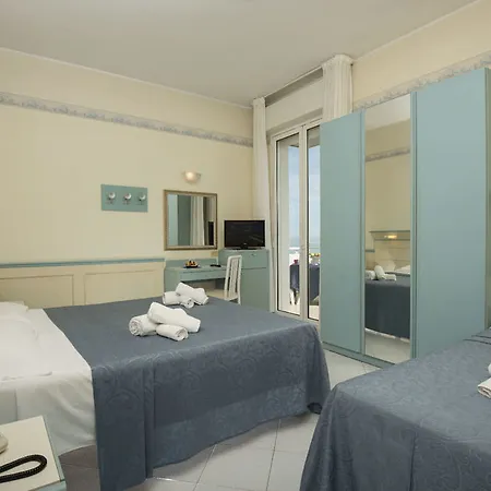 Hotel Arizona 3*