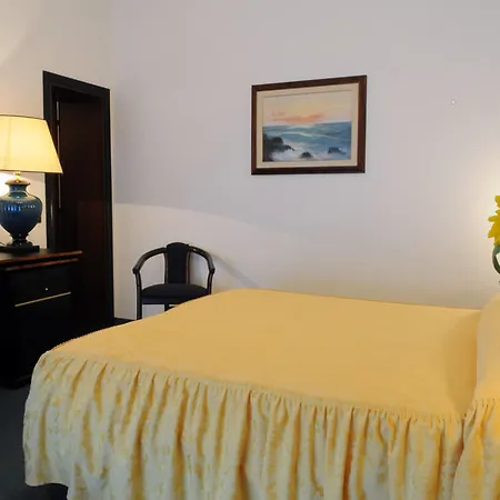 Stella Hotel 3*
