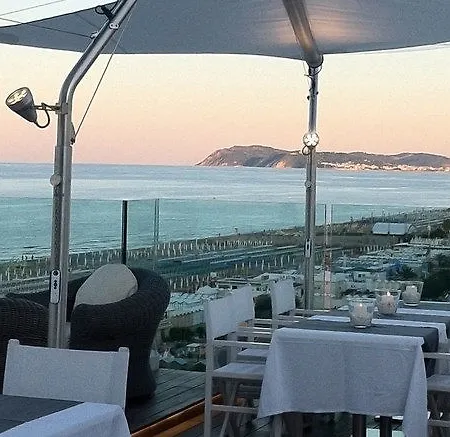 Lungomare Hotel 4*