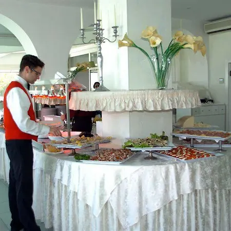 Mediterraneo Hotel 4*