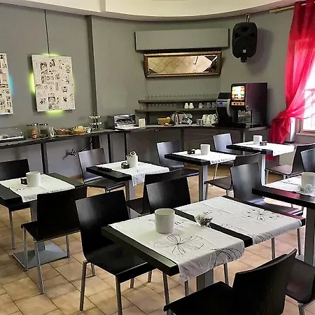 Ibiza Hotel 2*