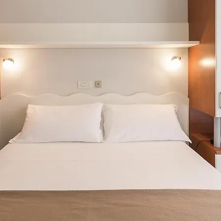 Magic Hotel