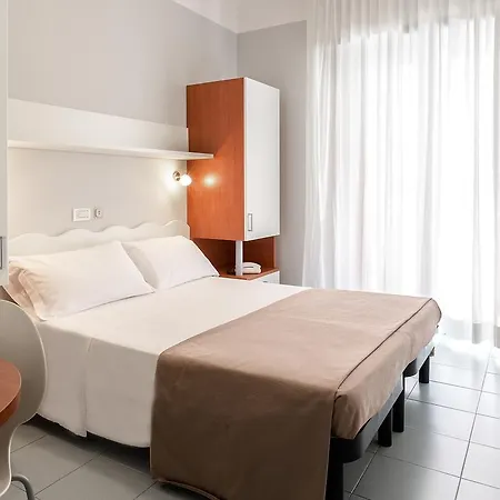 Magic Hotel 3*